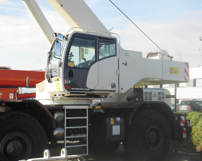  Grue  Quadstar 1065 Soci t  Nantaise de Manutention