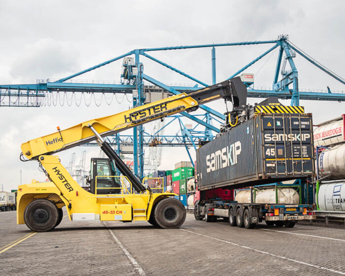 Hyster Reachstackers